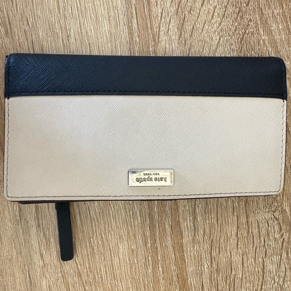 Kate Spade Black and Cream Clutch